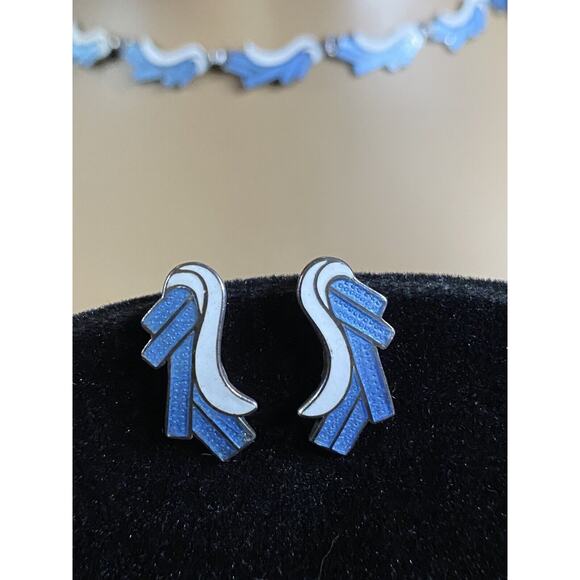 Vintage Margot De Taxco Silver Blue and White Enamel Necklace and Earring set - Picture 4 of 13
